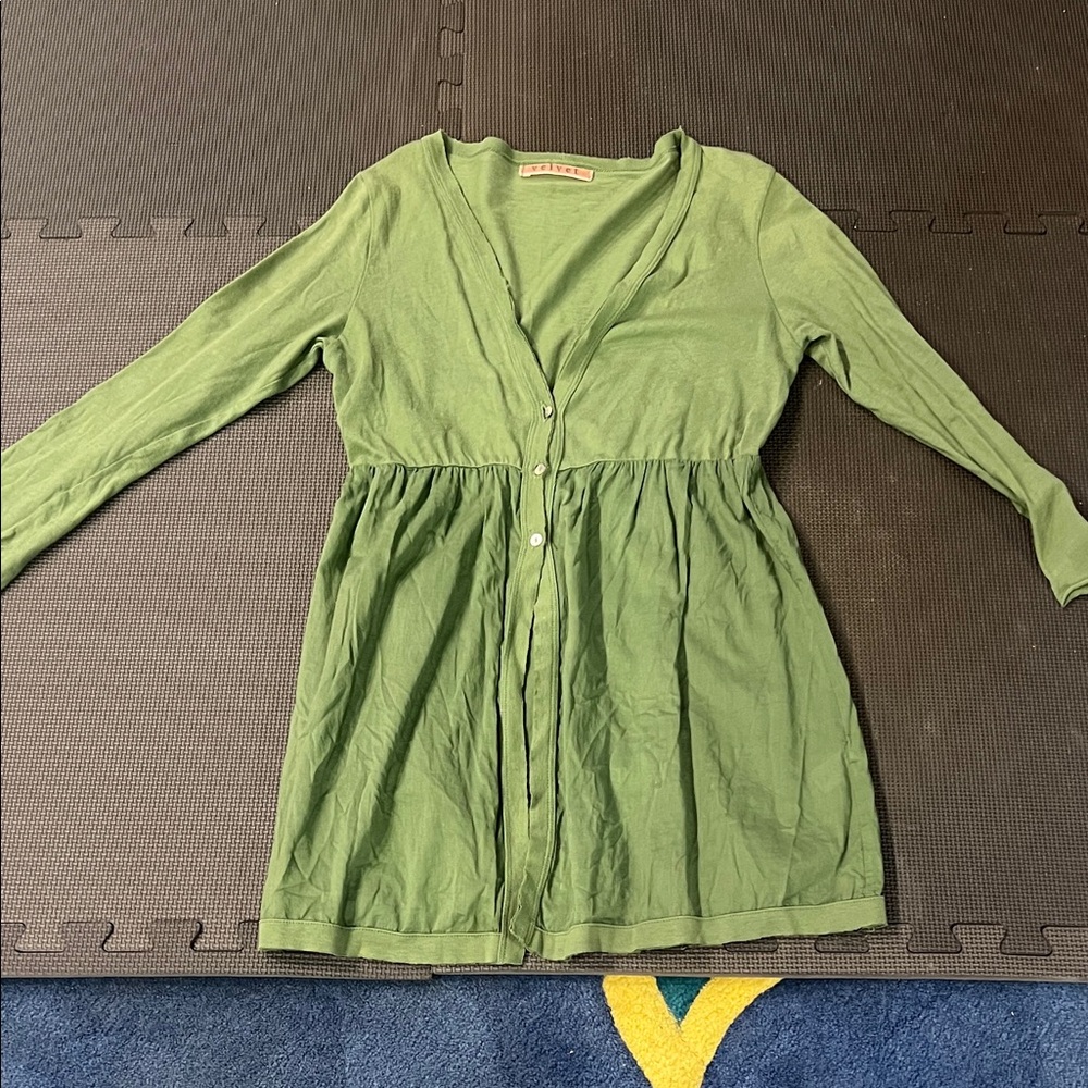 VELVET Green Long Sleeve Cardigan. Sleeves may be a little less than long sleeve